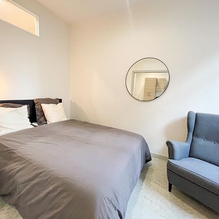 Suite Onyx Lyon Exteriör bild